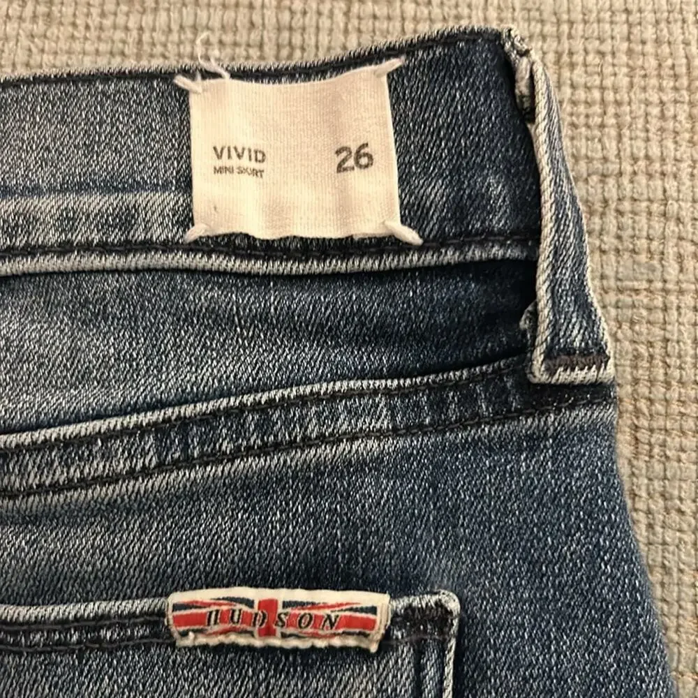 NWT Hudson Jeans Vivid star frayed hem denim mini skirt